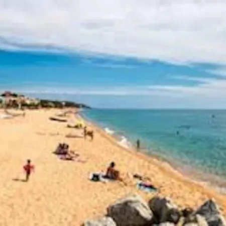 Apartment Apartament Canet De Mar